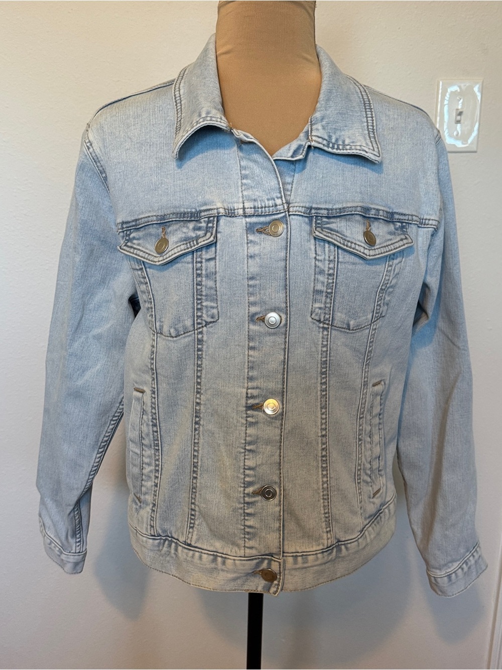 Time and Tru Light Blue Denim Jacket